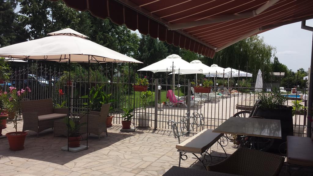 Hotel Complex Racic Wojwodinowo Zewnętrze zdjęcie