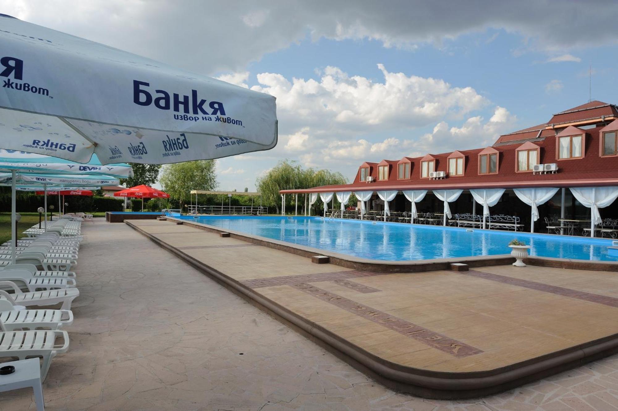 Hotel Complex Racic Wojwodinowo Zewnętrze zdjęcie