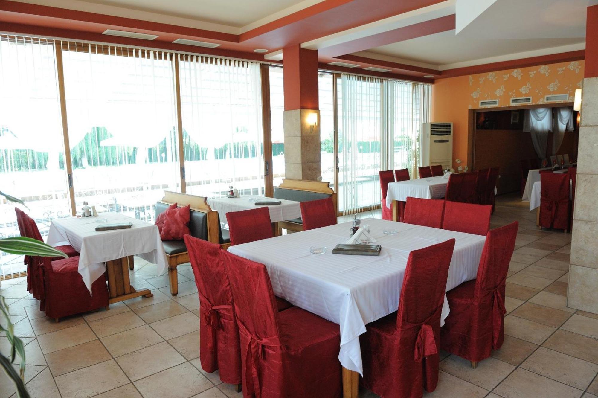 Hotel Complex Racic Wojwodinowo Zewnętrze zdjęcie