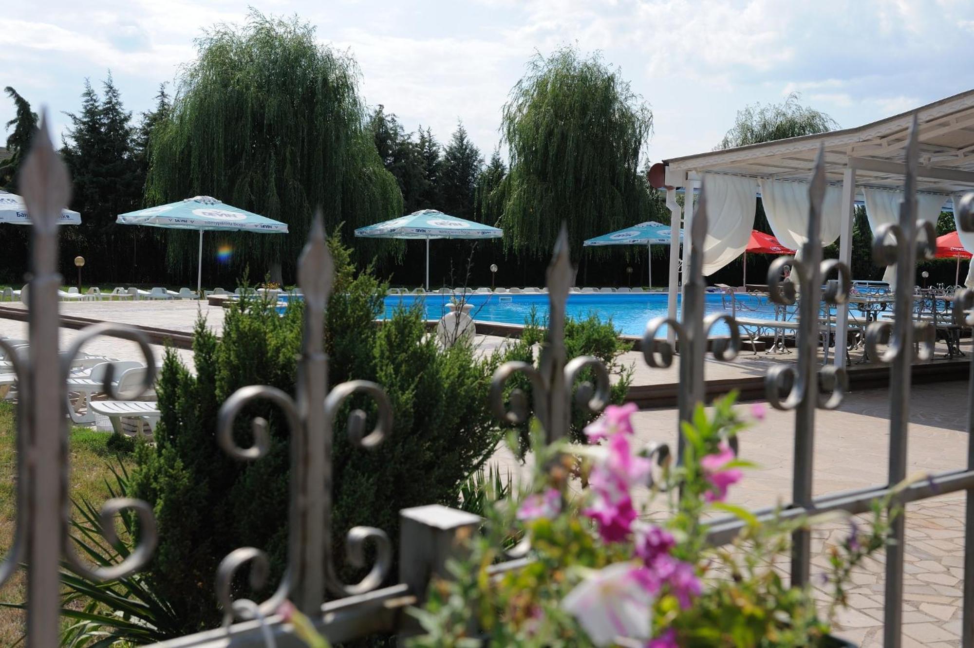 Hotel Complex Racic Wojwodinowo Zewnętrze zdjęcie
