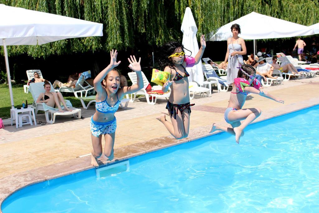 Hotel Complex Racic Wojwodinowo Zewnętrze zdjęcie
